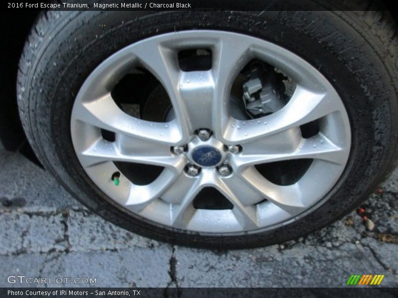 Magnetic Metallic / Charcoal Black 2016 Ford Escape Titanium