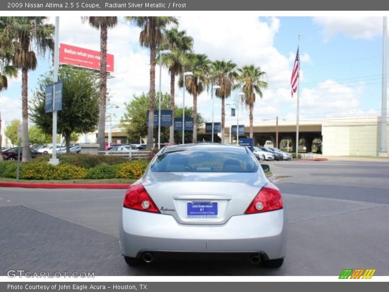 Radiant Silver Metallic / Frost 2009 Nissan Altima 2.5 S Coupe