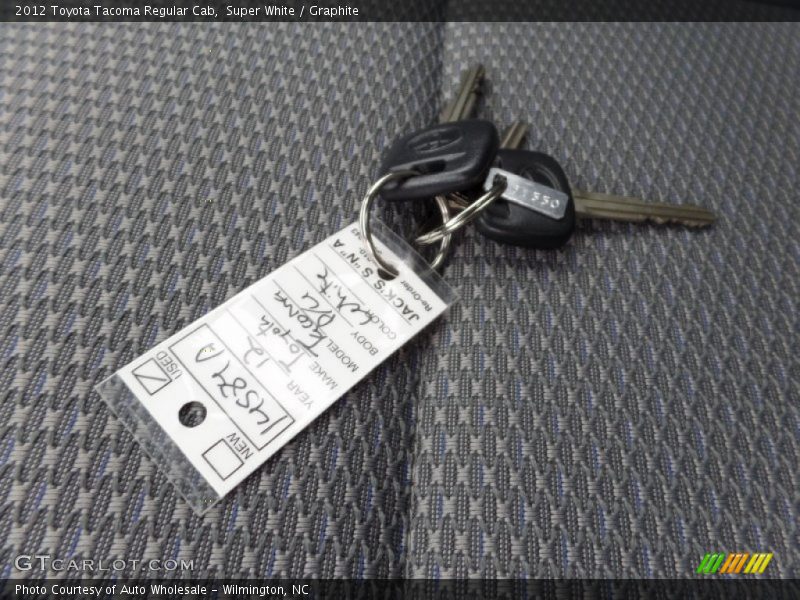 Super White / Graphite 2012 Toyota Tacoma Regular Cab