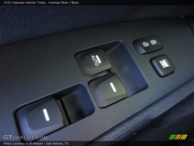 Ironman Silver / Black 2015 Hyundai Veloster Turbo