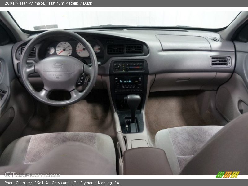 Platinum Metallic / Dusk 2001 Nissan Altima SE