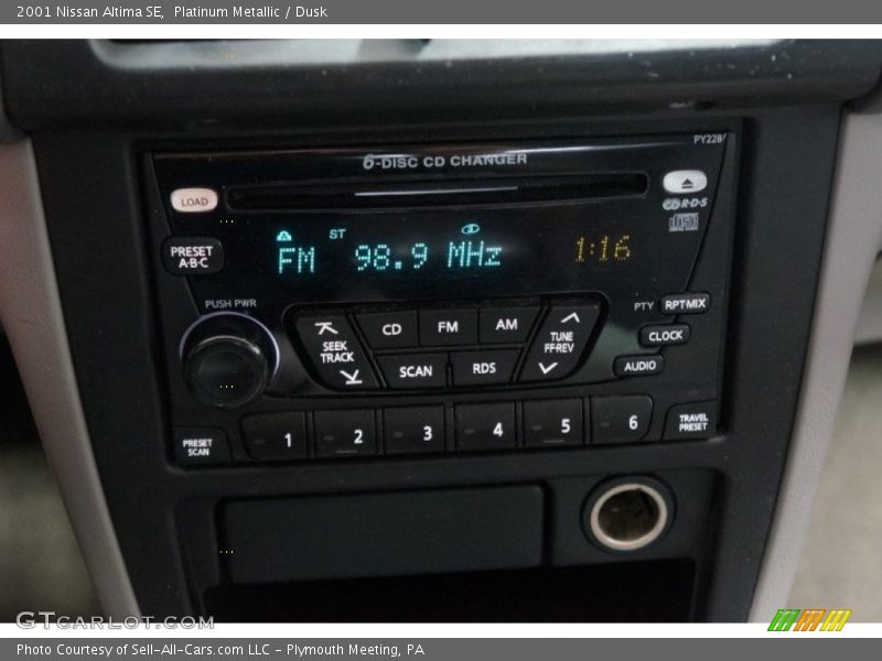 Platinum Metallic / Dusk 2001 Nissan Altima SE