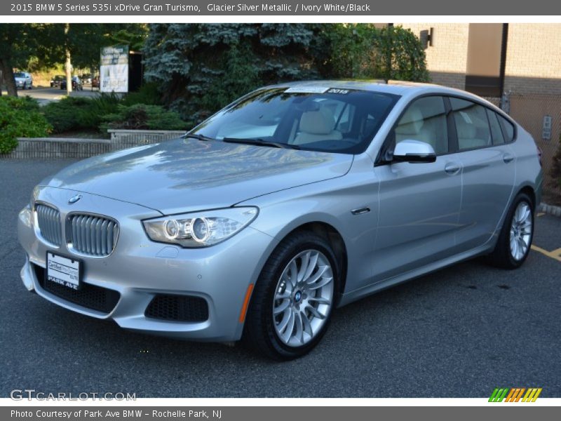 Glacier Silver Metallic / Ivory White/Black 2015 BMW 5 Series 535i xDrive Gran Turismo