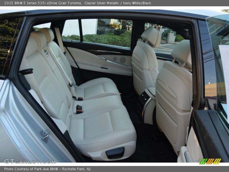 Rear Seat of 2015 5 Series 535i xDrive Gran Turismo