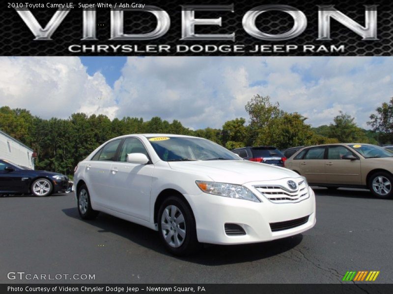 Super White / Ash Gray 2010 Toyota Camry LE