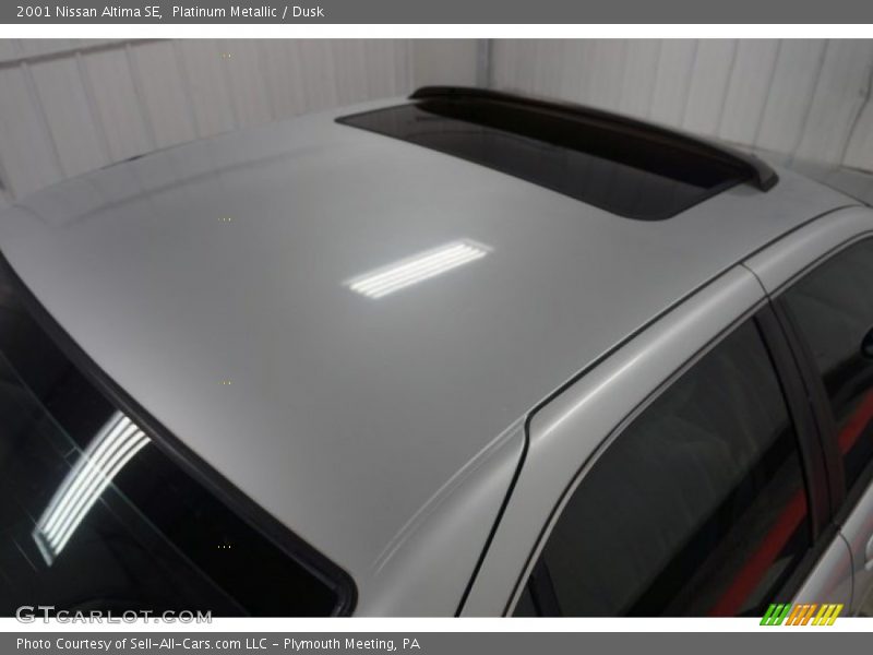 Platinum Metallic / Dusk 2001 Nissan Altima SE