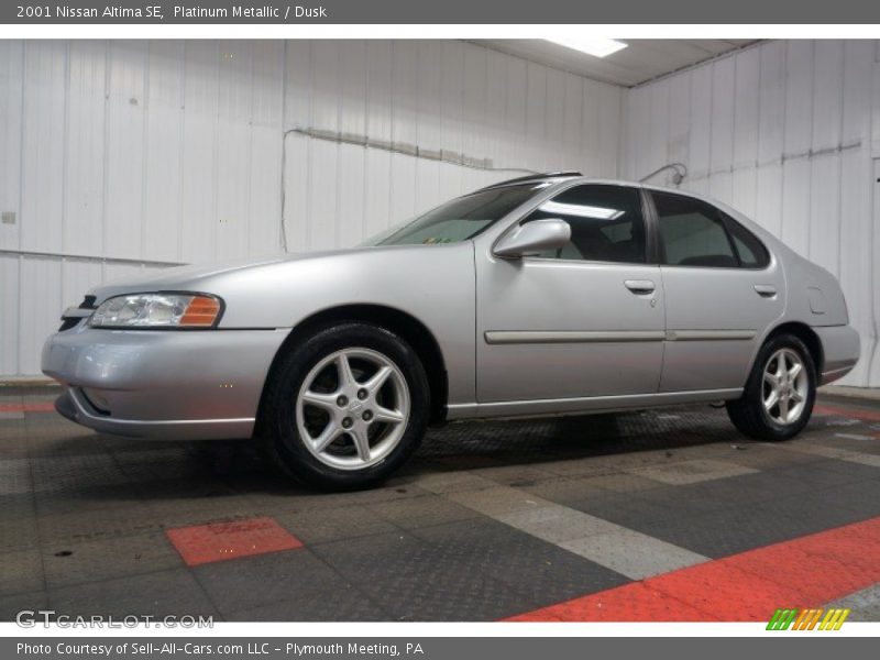 Platinum Metallic / Dusk 2001 Nissan Altima SE