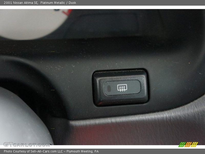 Platinum Metallic / Dusk 2001 Nissan Altima SE