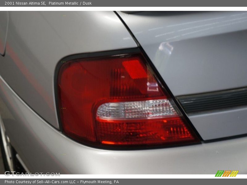 Platinum Metallic / Dusk 2001 Nissan Altima SE