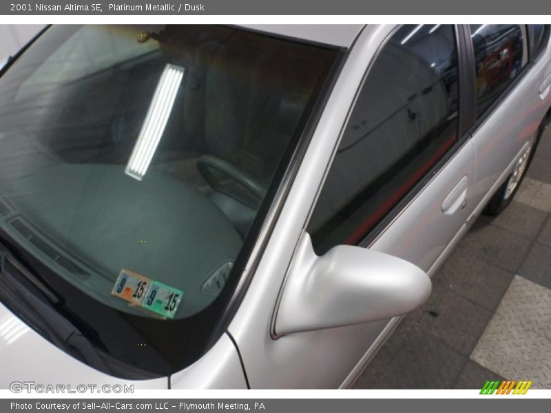 Platinum Metallic / Dusk 2001 Nissan Altima SE