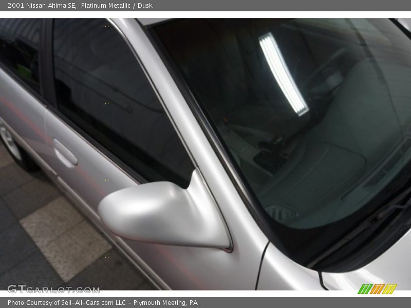 Platinum Metallic / Dusk 2001 Nissan Altima SE