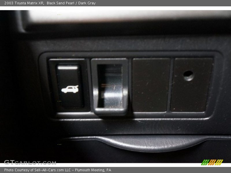 Black Sand Pearl / Dark Gray 2003 Toyota Matrix XR
