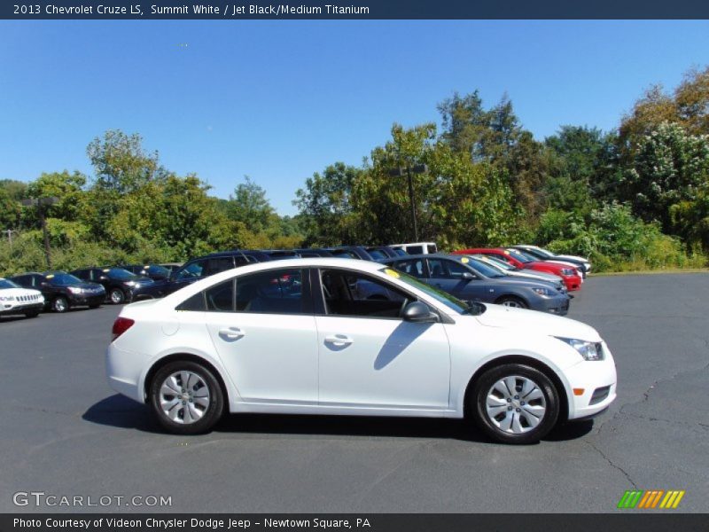 Summit White / Jet Black/Medium Titanium 2013 Chevrolet Cruze LS