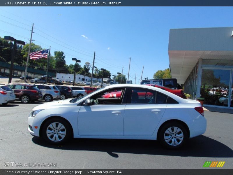 Summit White / Jet Black/Medium Titanium 2013 Chevrolet Cruze LS
