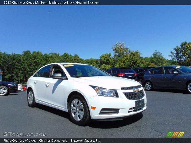 Summit White / Jet Black/Medium Titanium 2013 Chevrolet Cruze LS