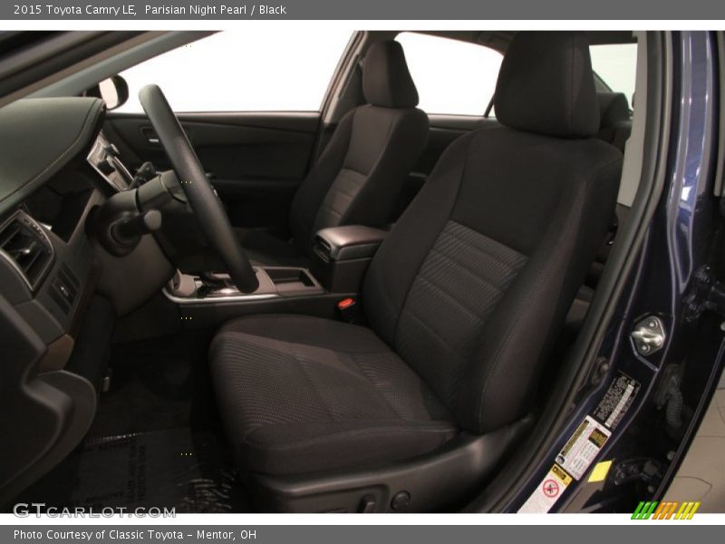 Parisian Night Pearl / Black 2015 Toyota Camry LE