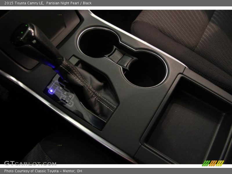 Parisian Night Pearl / Black 2015 Toyota Camry LE