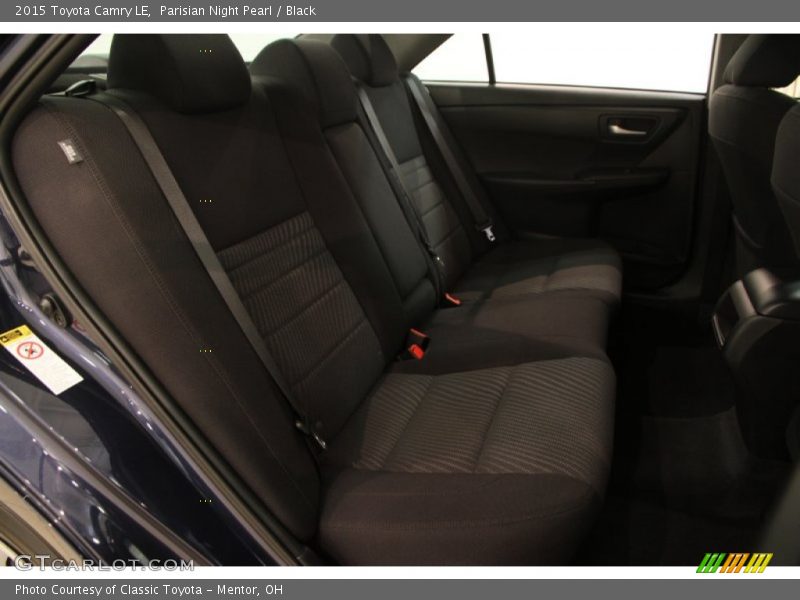 Parisian Night Pearl / Black 2015 Toyota Camry LE