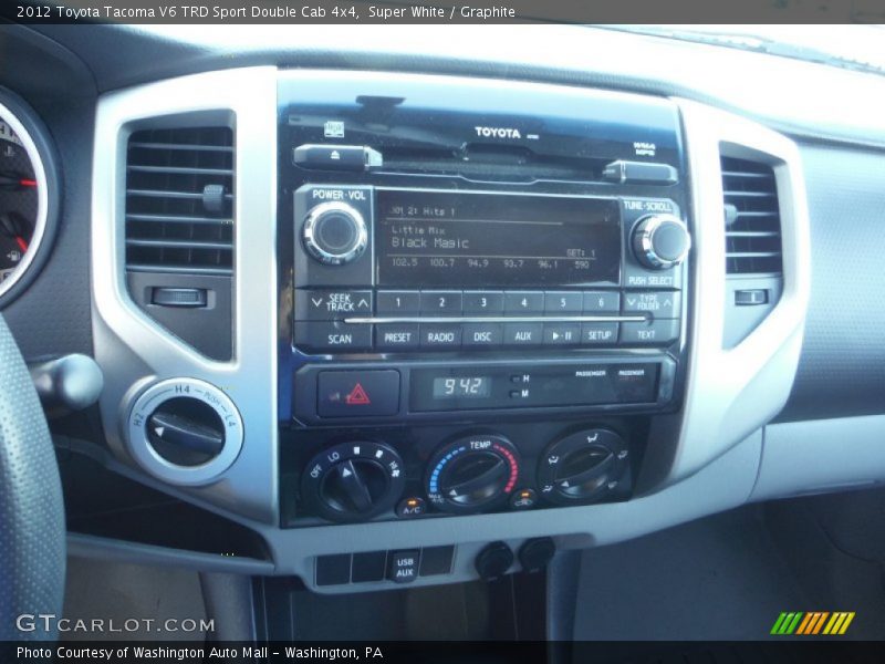 Super White / Graphite 2012 Toyota Tacoma V6 TRD Sport Double Cab 4x4