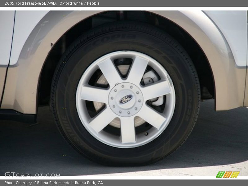  2005 Freestyle SE AWD Wheel