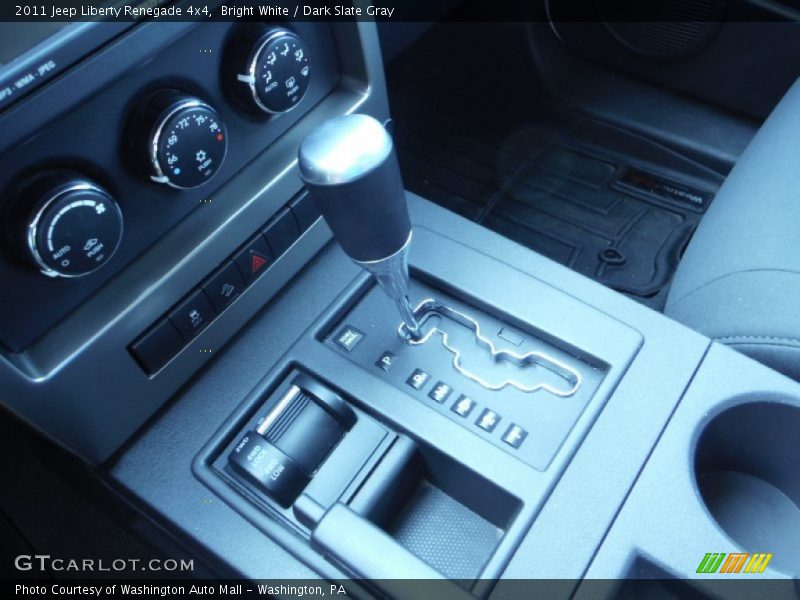 Bright White / Dark Slate Gray 2011 Jeep Liberty Renegade 4x4