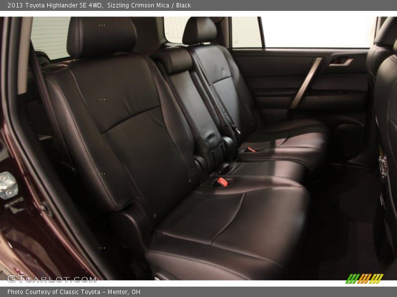 Sizzling Crimson Mica / Black 2013 Toyota Highlander SE 4WD
