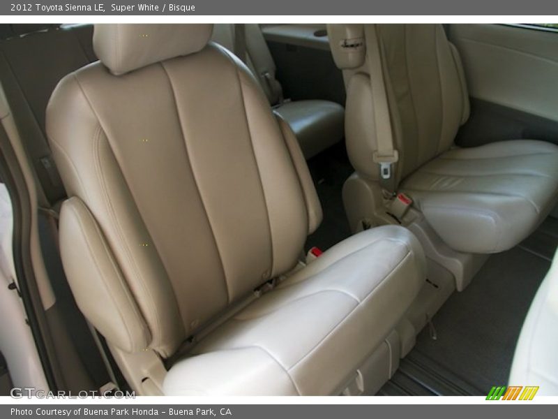 Super White / Bisque 2012 Toyota Sienna LE