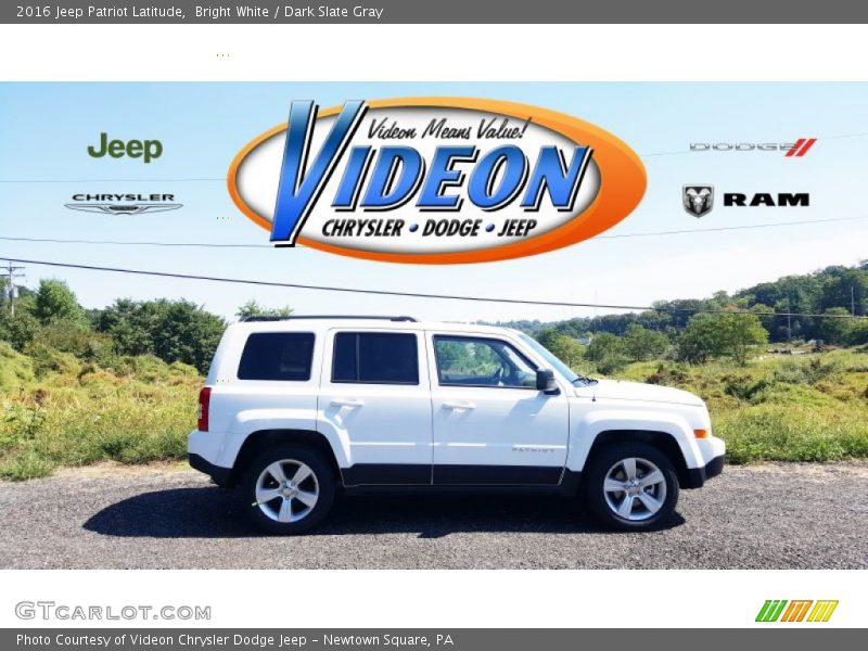 Bright White / Dark Slate Gray 2016 Jeep Patriot Latitude