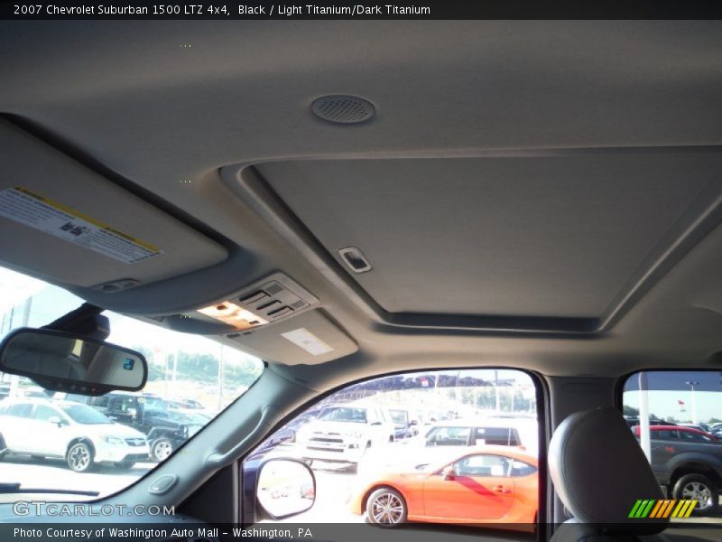 Black / Light Titanium/Dark Titanium 2007 Chevrolet Suburban 1500 LTZ 4x4
