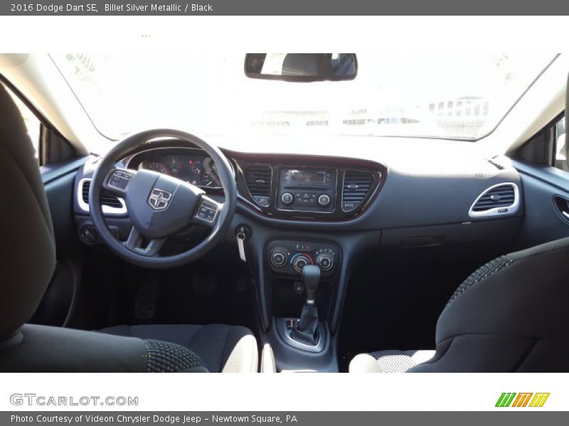 Billet Silver Metallic / Black 2016 Dodge Dart SE