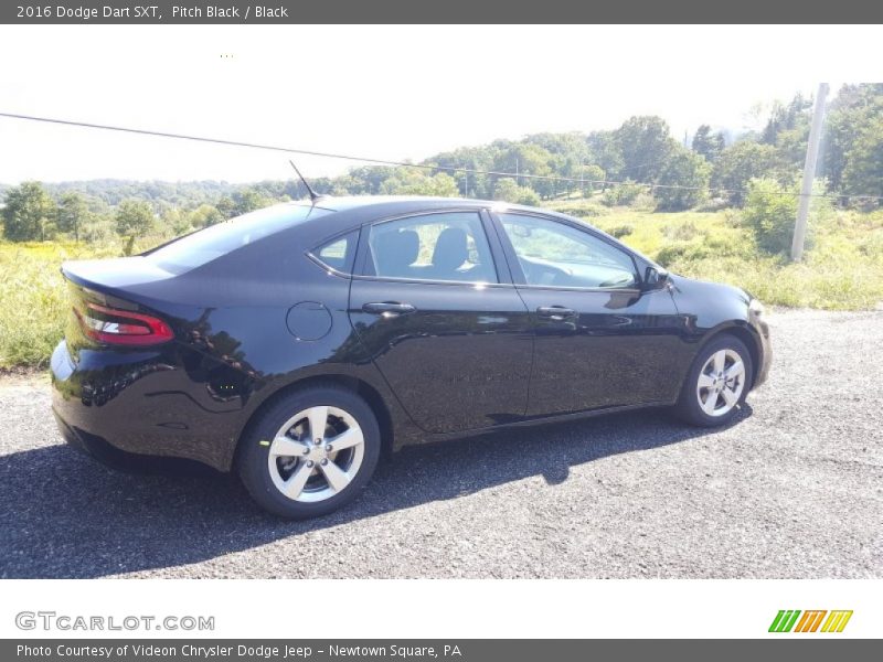 Pitch Black / Black 2016 Dodge Dart SXT