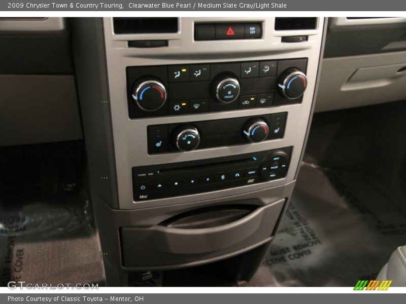 Clearwater Blue Pearl / Medium Slate Gray/Light Shale 2009 Chrysler Town & Country Touring