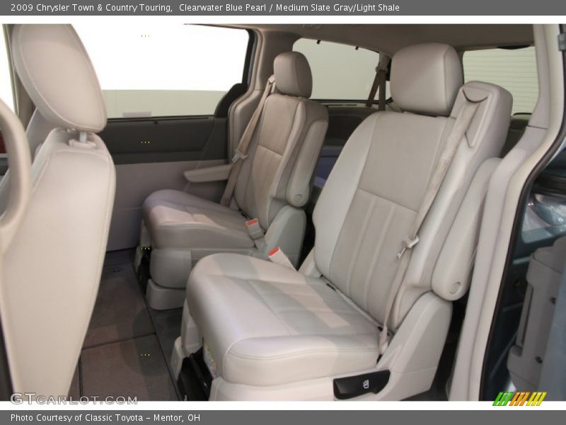 Clearwater Blue Pearl / Medium Slate Gray/Light Shale 2009 Chrysler Town & Country Touring