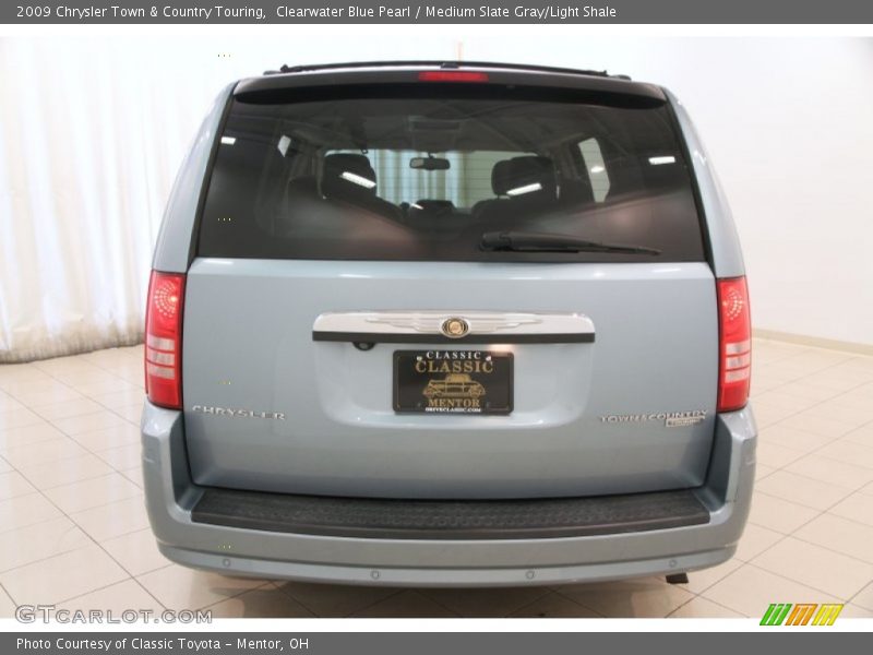Clearwater Blue Pearl / Medium Slate Gray/Light Shale 2009 Chrysler Town & Country Touring