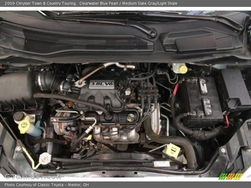 Clearwater Blue Pearl / Medium Slate Gray/Light Shale 2009 Chrysler Town & Country Touring