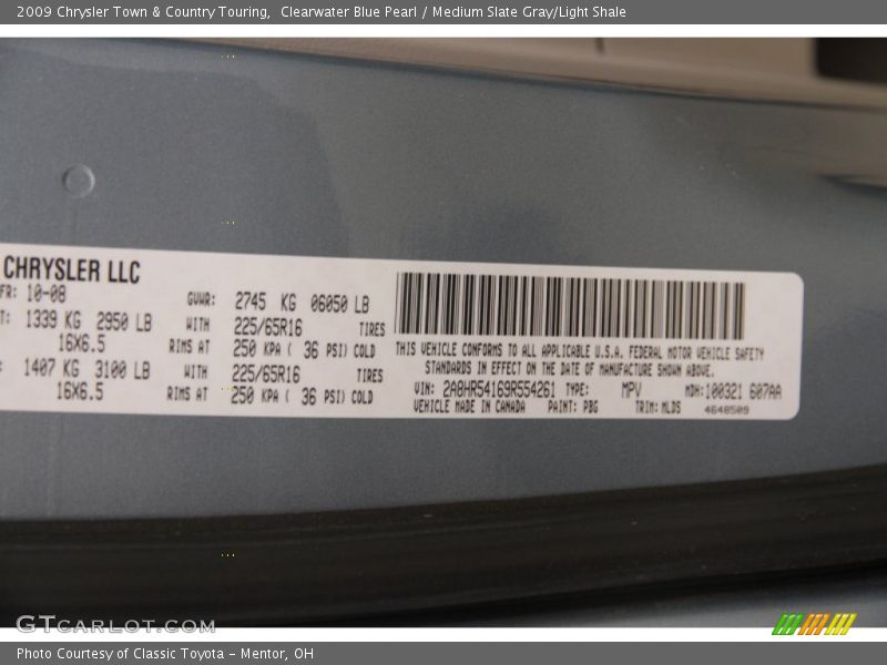 Clearwater Blue Pearl / Medium Slate Gray/Light Shale 2009 Chrysler Town & Country Touring