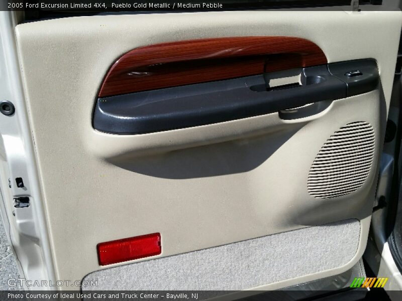 Pueblo Gold Metallic / Medium Pebble 2005 Ford Excursion Limited 4X4