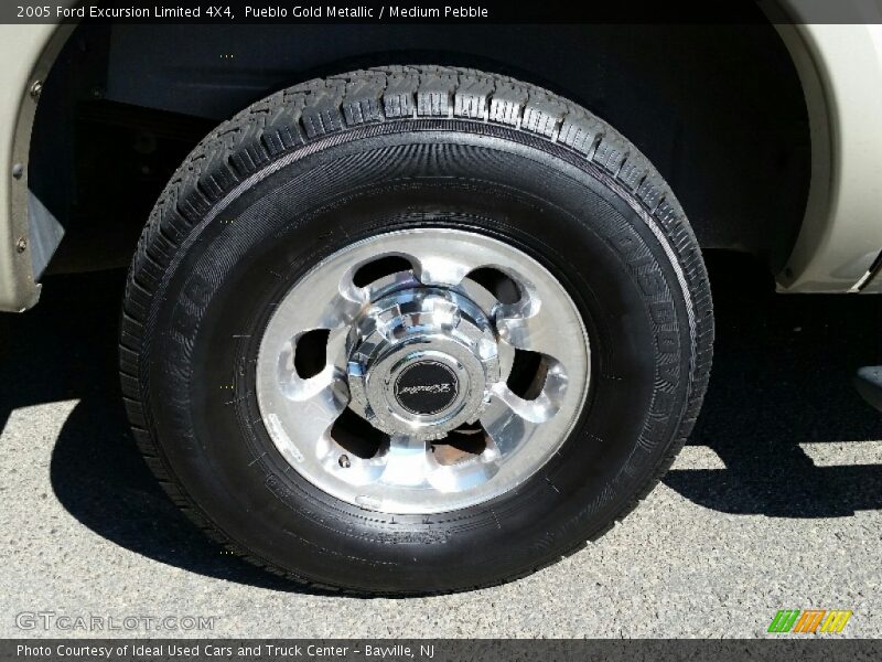 Pueblo Gold Metallic / Medium Pebble 2005 Ford Excursion Limited 4X4