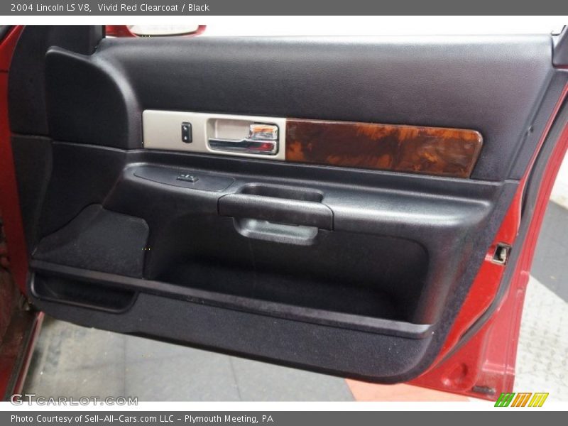 Vivid Red Clearcoat / Black 2004 Lincoln LS V8