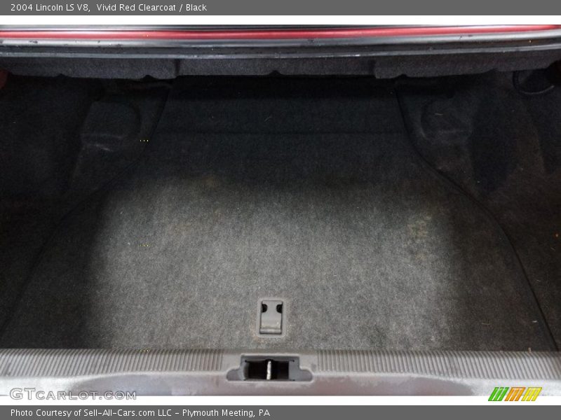 Vivid Red Clearcoat / Black 2004 Lincoln LS V8