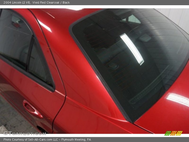 Vivid Red Clearcoat / Black 2004 Lincoln LS V8