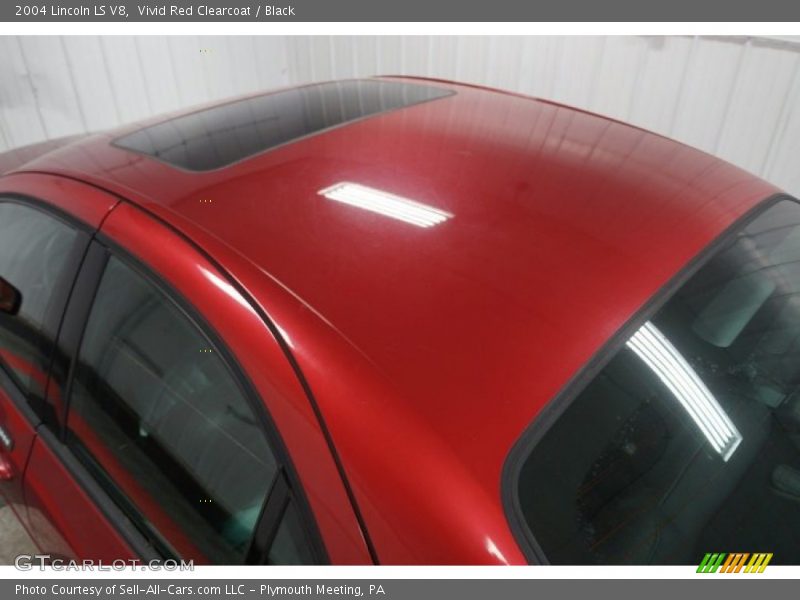 Vivid Red Clearcoat / Black 2004 Lincoln LS V8