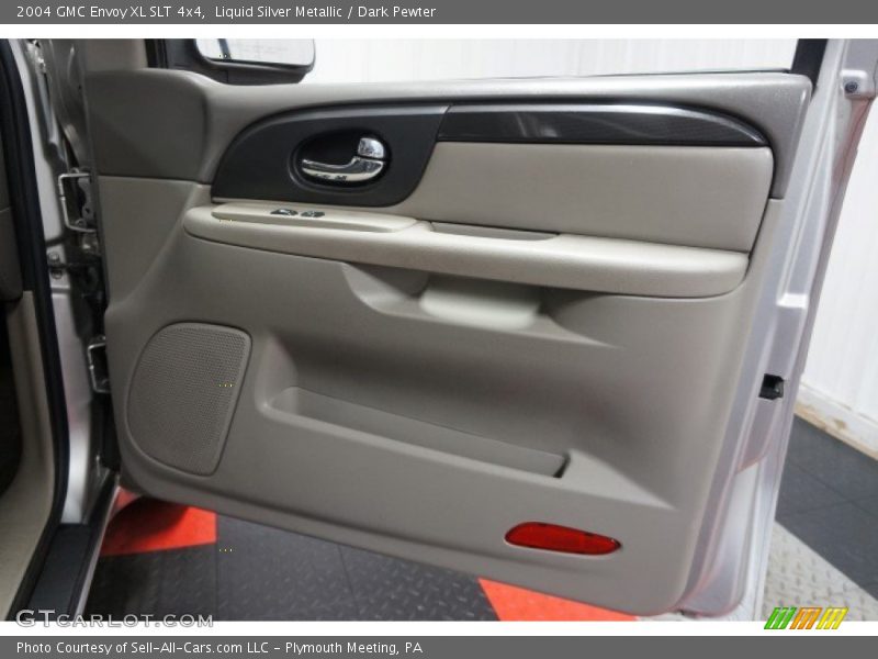 Liquid Silver Metallic / Dark Pewter 2004 GMC Envoy XL SLT 4x4