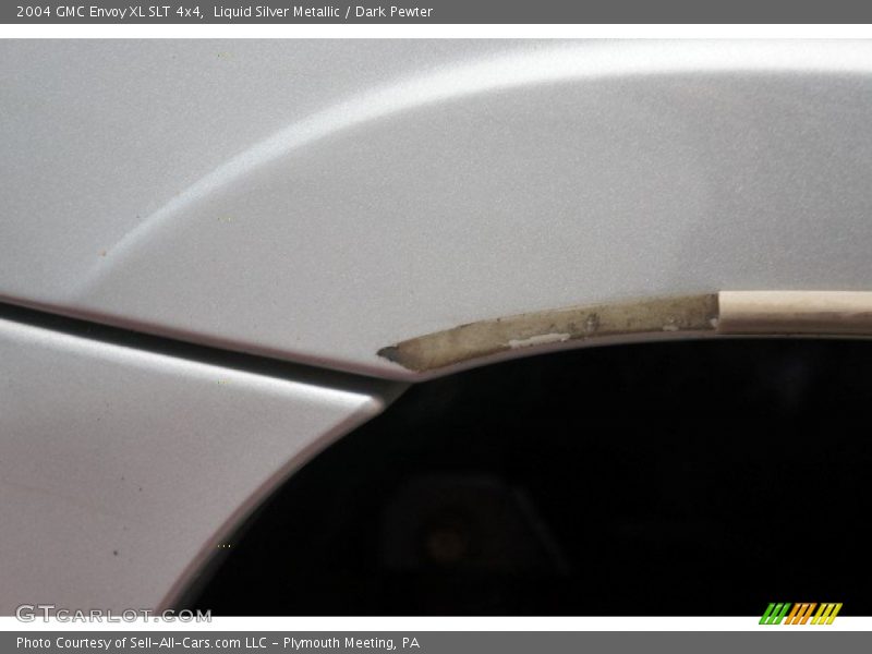 Liquid Silver Metallic / Dark Pewter 2004 GMC Envoy XL SLT 4x4