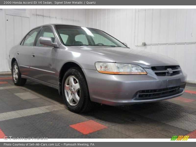 Front 3/4 View of 2000 Accord EX V6 Sedan