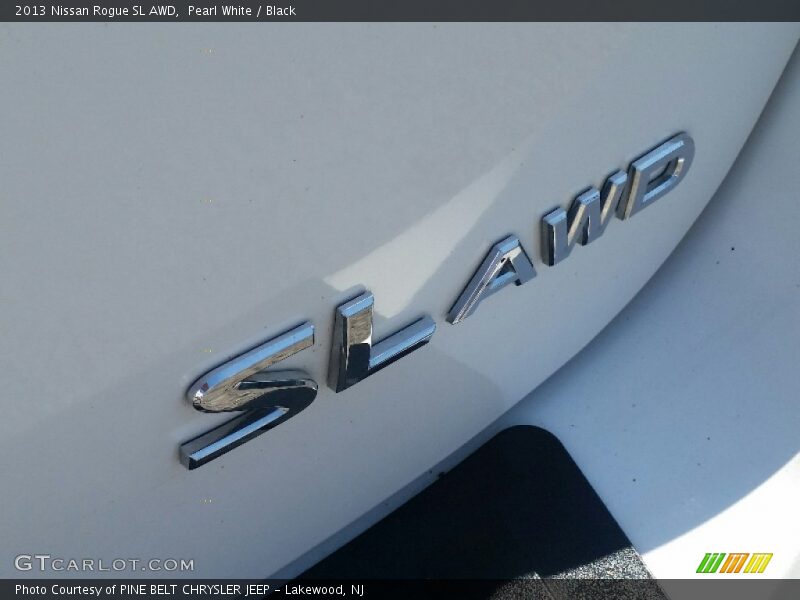 Pearl White / Black 2013 Nissan Rogue SL AWD