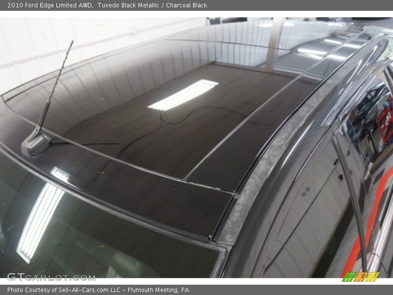 Tuxedo Black Metallic / Charcoal Black 2010 Ford Edge Limited AWD