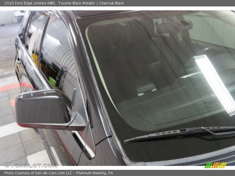 Tuxedo Black Metallic / Charcoal Black 2010 Ford Edge Limited AWD