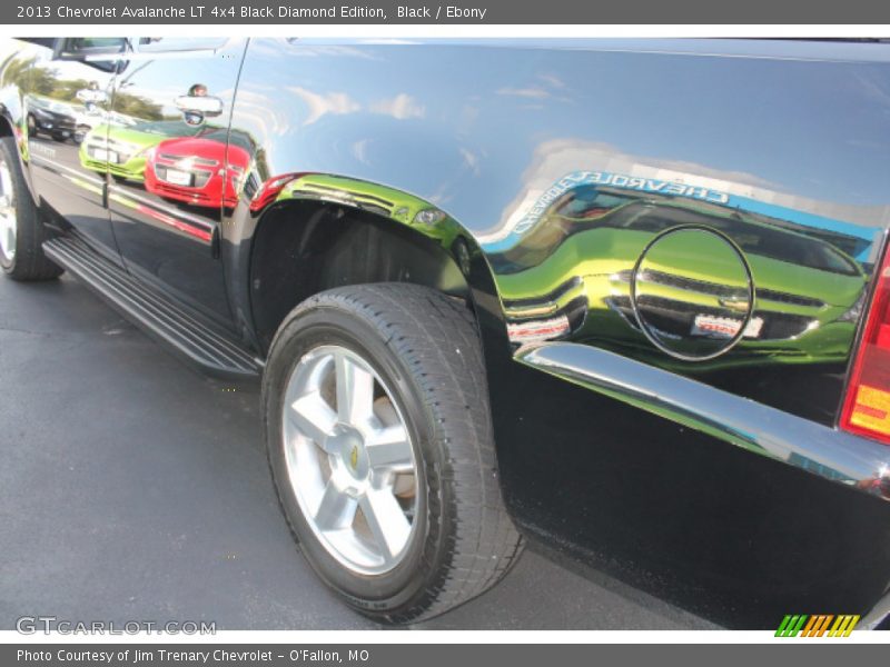 Black / Ebony 2013 Chevrolet Avalanche LT 4x4 Black Diamond Edition
