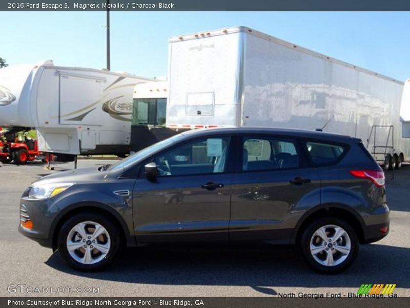 Magnetic Metallic / Charcoal Black 2016 Ford Escape S
